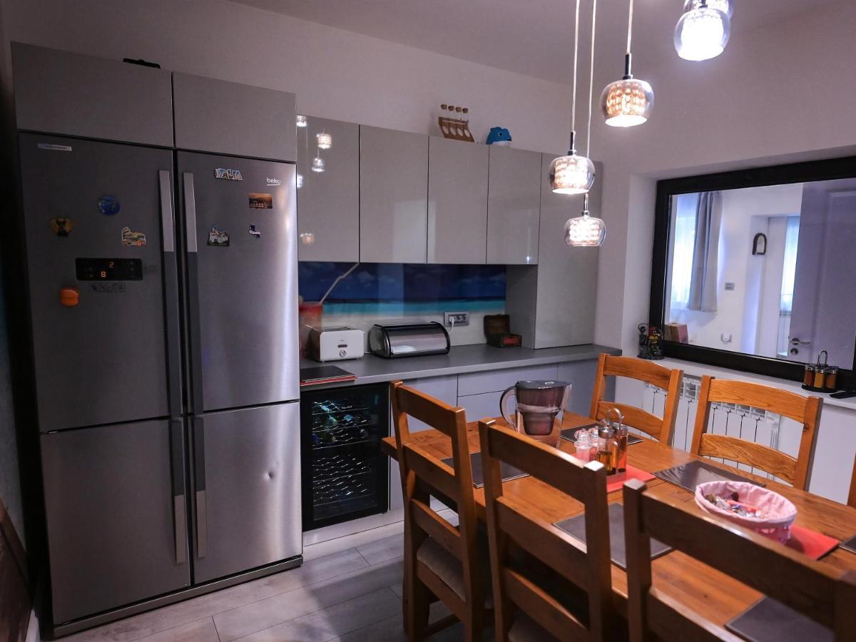 Вілла Ase Premium House Сучава Екстер'єр фото