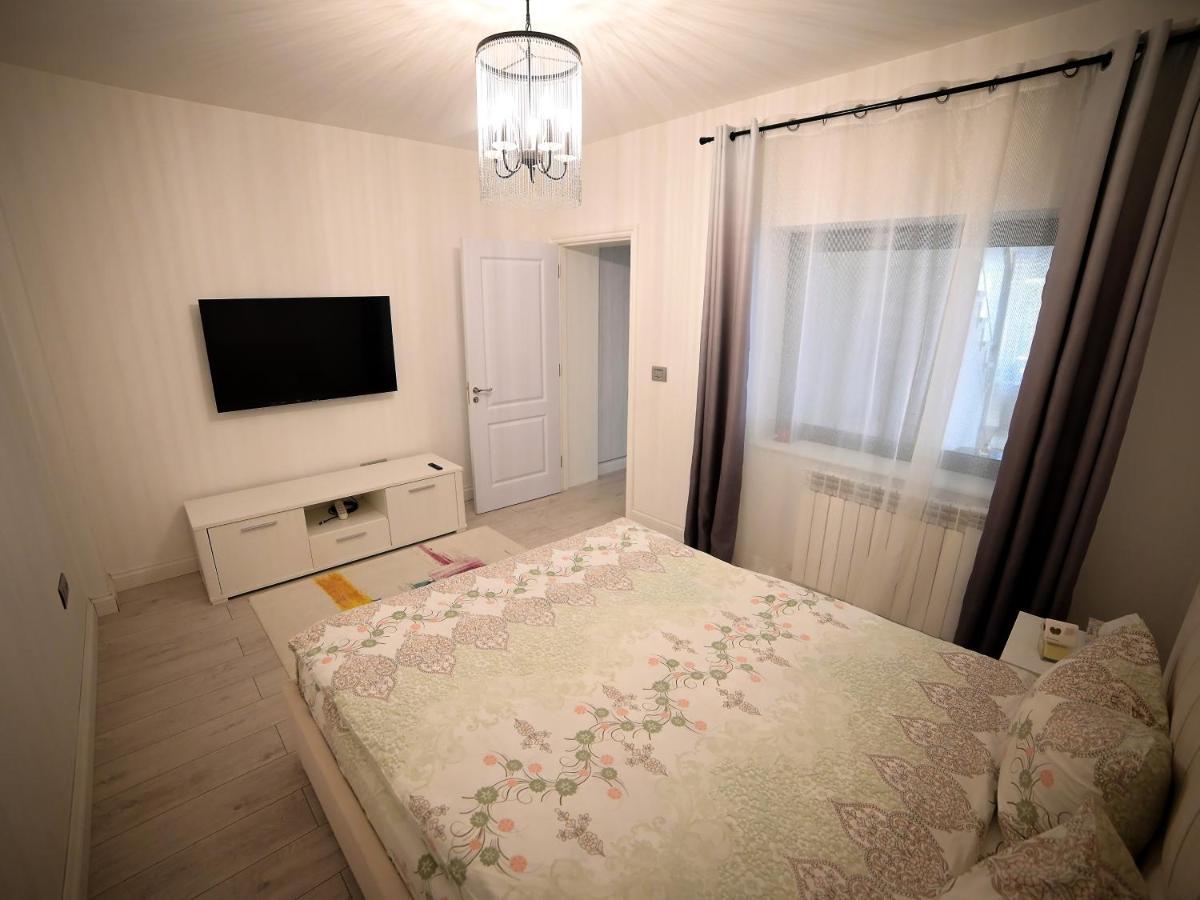 Вілла Ase Premium House Сучава Екстер'єр фото